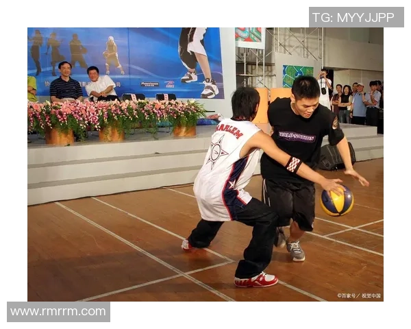 上海篮球队快攻战术解析及其在比赛中的应用与优势分析