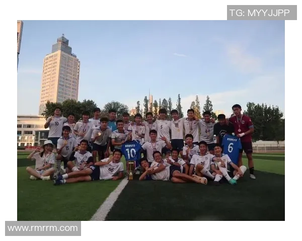 成都足球队的节奏革新探索与发展之路：重塑城市足球文化新篇章